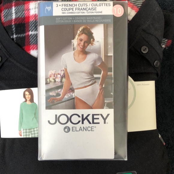 Oscar DE LA Renta. Microfleece pyjama set and three pairs jockey size10 - Picture 2 of 2